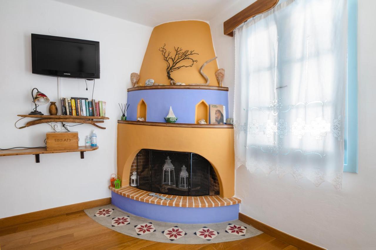 Stella'S Traditional House. Alonnisos Town Exterior photo